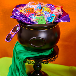 dylans-candy-bar-trick-or-treat-cauldron-kit